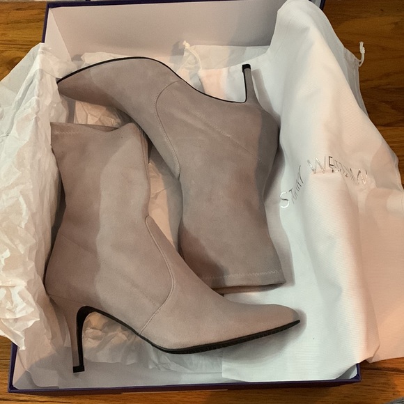 NWT-Stuart Weitzman Cling Suede Stretch Sock Booties - Picture 5 of 7
